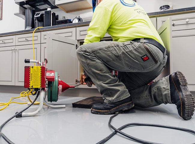 Thợ thông cống nghẹt TPHCM chỉ ra tác hại khi không thực hiện định kỳ